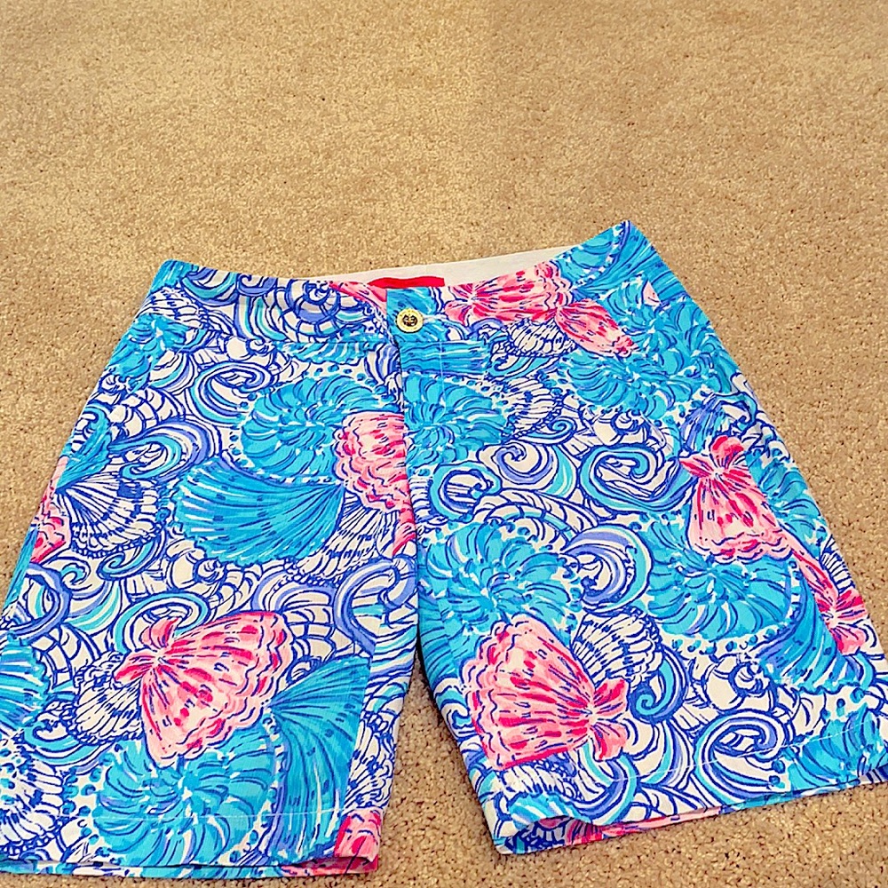 Lilly Pulitzer shorts size 2